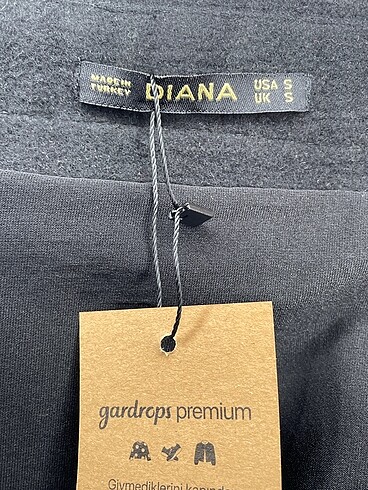 s Beden siyah Renk Diğer Mini Etek %70 İndirimli.
