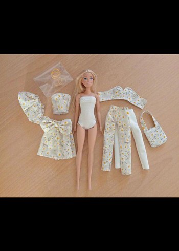 barbie kıyafetleri