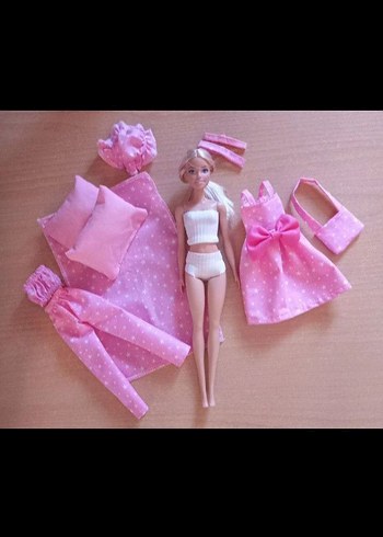 barbie kıyafetleri