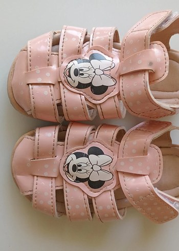 Kız Çocuk Pembe Minnie Mouse Tokalı Sandalet