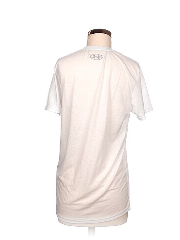 s Beden Diğer T-shirt %70 İndirimli.