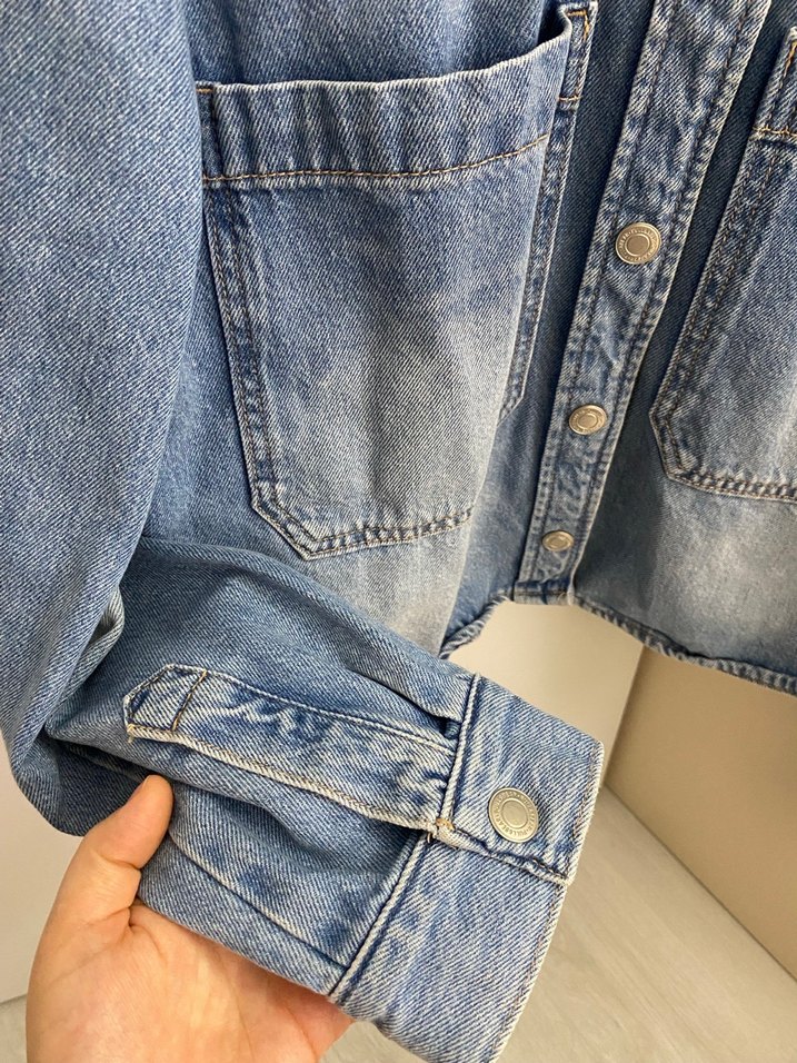 Düğmeli Mavi Kadın Kot Ceket - Görsel 4