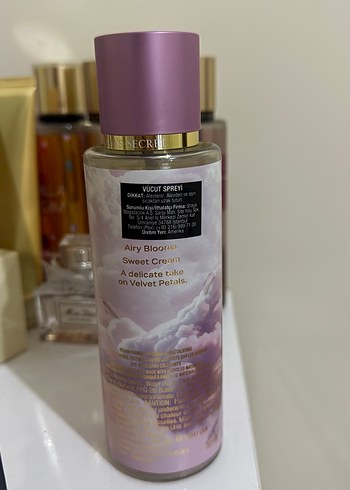 Victoria's Secret Daydream Velvet Petals - Görsel 2