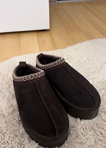 Ugg Terlik