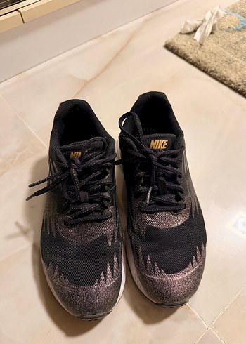 Nike Siyah Spor Ayakkabi