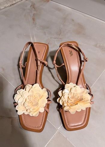 Zara Sandalet Ayakkabi