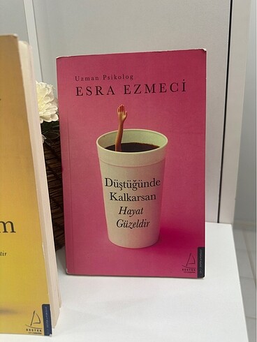 Beden Esra Ezmeci 2 kitap
