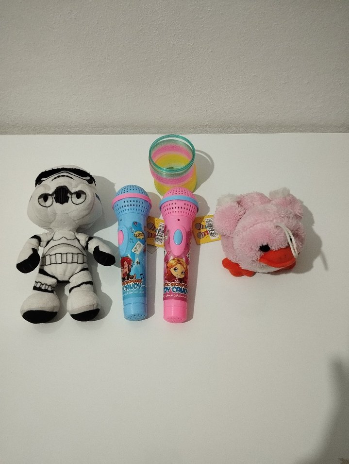 Renkli Peluş Oyuncaklar ve Mikrofon Seti - Görsel 2