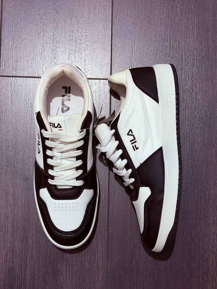 FILA Beyaz Siyah Erkek Spor Ayakkabı - Görsel 3