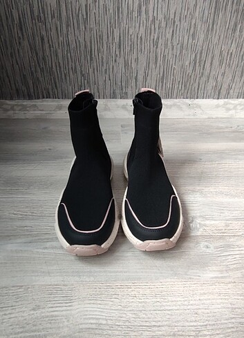 36 Beden siyah Renk Zara Unisex Bot Ayakkabı