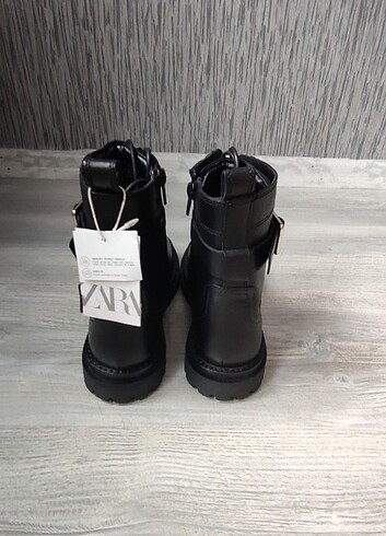 36 Beden siyah Renk Zara Unisex Bot Ayakkabı