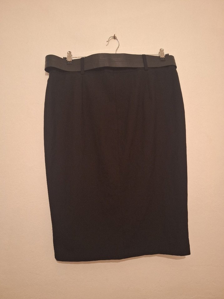 Önü Yırtmaçlı Etek - Görsel 2