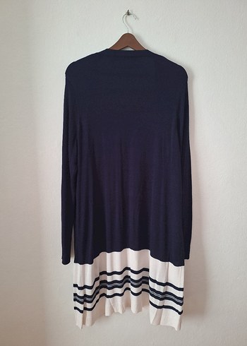 Uzun Kollu Lacivert Çizgili Kadın Hırka - Görsel 2