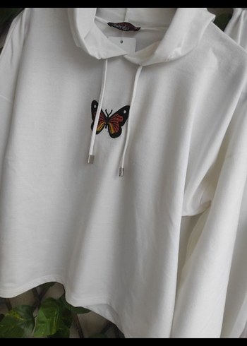 Beyaz Kelebek Baskılı Kapüşonlu Eşofman Takımı - Görsel 3