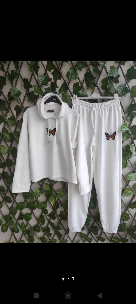 Beyaz Kelebek Baskılı Kapüşonlu Eşofman Takımı - Görsel 4