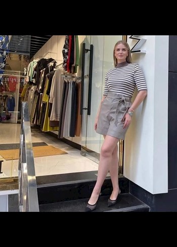 Kadın Bej Kemerli Yüksek Bel deri Şort - Görsel 3