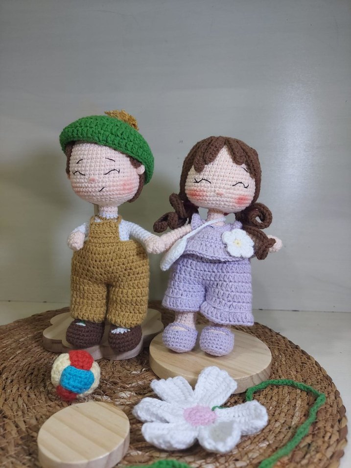 El Örgüsü Kahverengi Bebek - Görsel 3