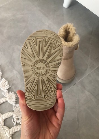 22 Beden Kız Çocuk ugg