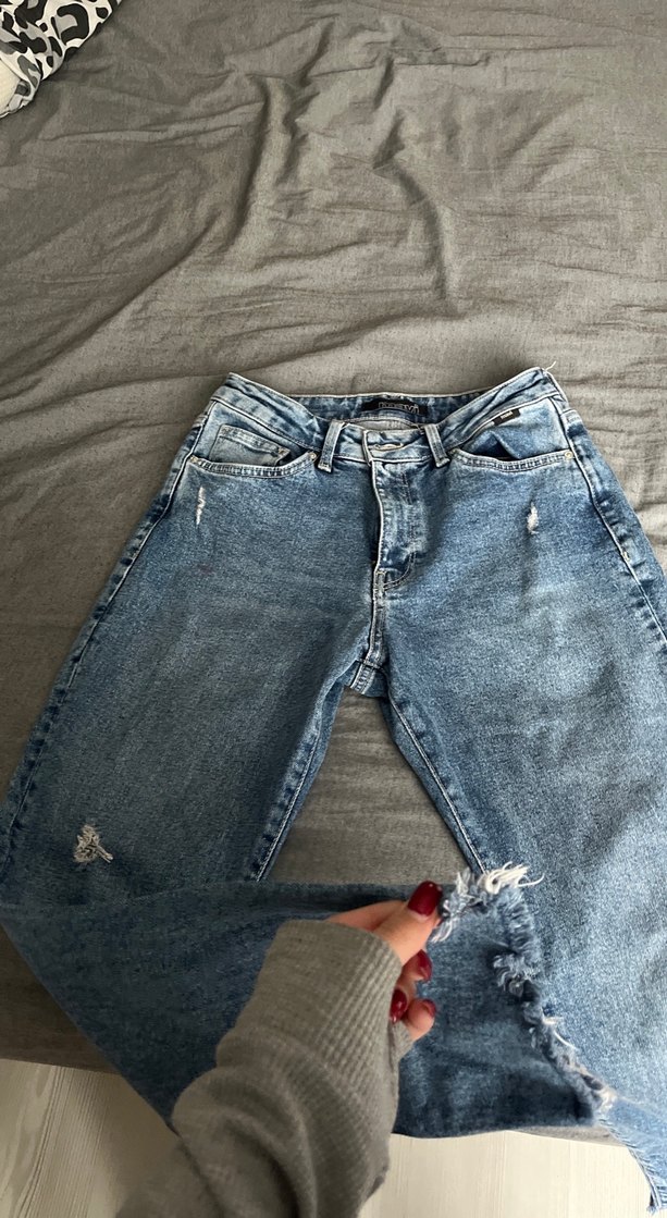 Kadın Mavi Kot Pantolon Kemerli Rahat Kesim - Görsel 2