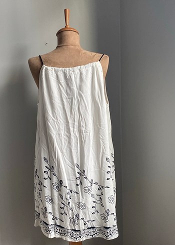 Püsküllü Nakışlı Beyaz Bohem Uzun Elbise - Görsel 5