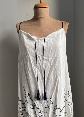 Püsküllü Nakışlı Beyaz Bohem Uzun Elbise - Görsel 2