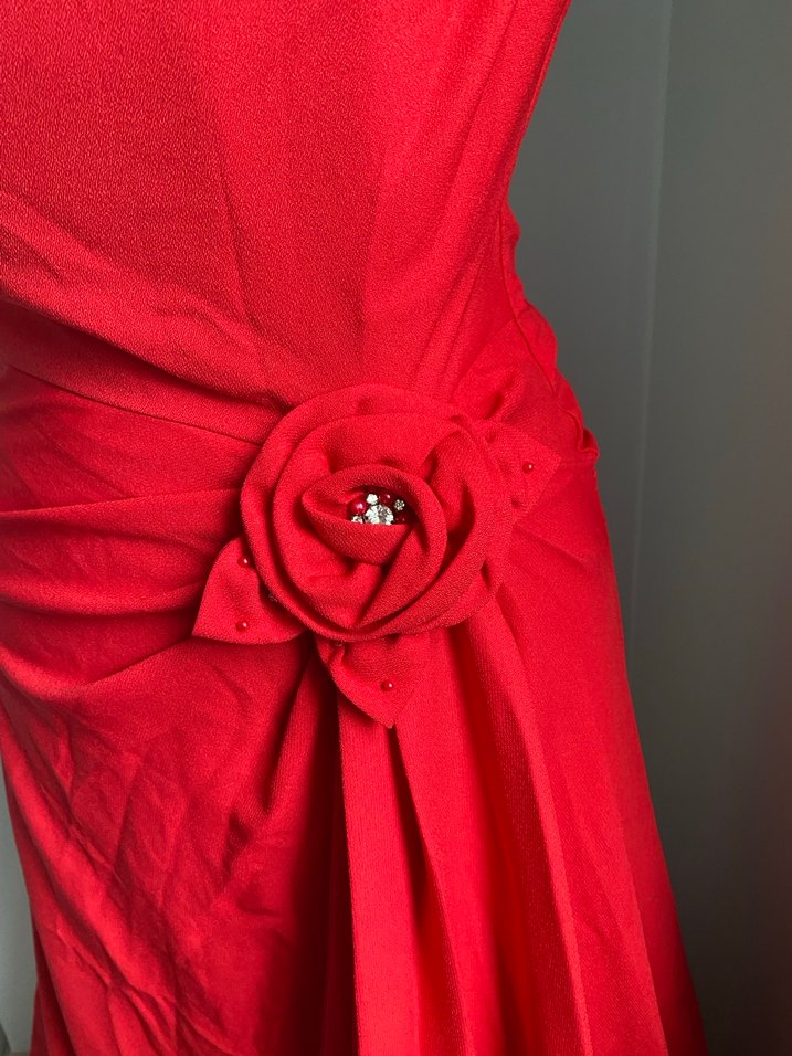 Askılı Çiçek Detaylı Kırmızı Uzun Abiye Elbise - Görsel 4