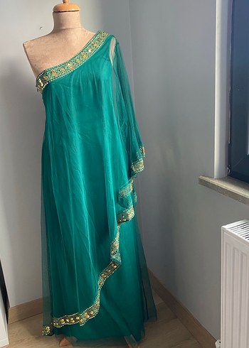 Yeşil İşlemeli Tek Omuzlu Uzun Elbise - Görsel 4