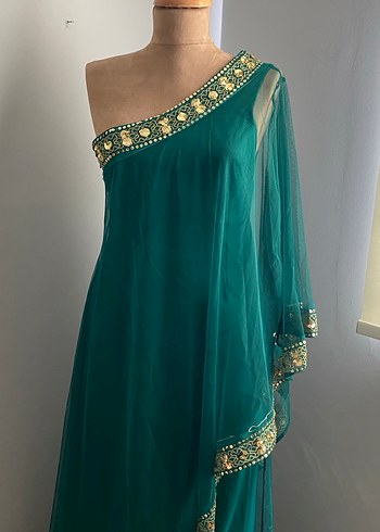 Yeşil İşlemeli Tek Omuzlu Uzun Elbise - Görsel 5