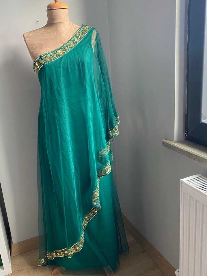 Yeşil İşlemeli Tek Omuzlu Uzun Elbise - Görsel 4