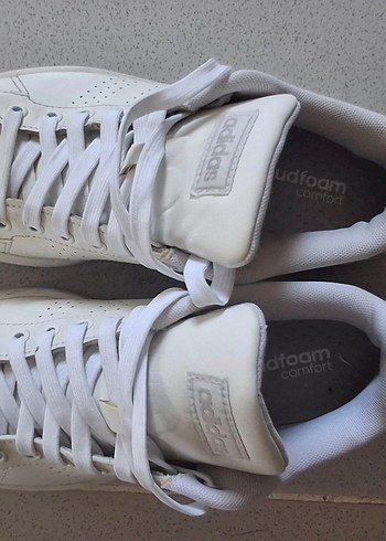 Beyaz Adidas Kadın Spor Ayakkabı