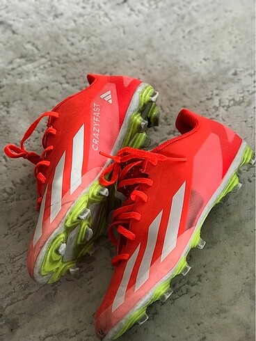 40 Beden Adidas Crazyfast Club Krampon