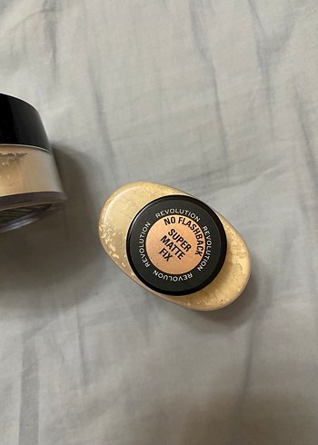 Banana Light revolution pudra - Görsel 2