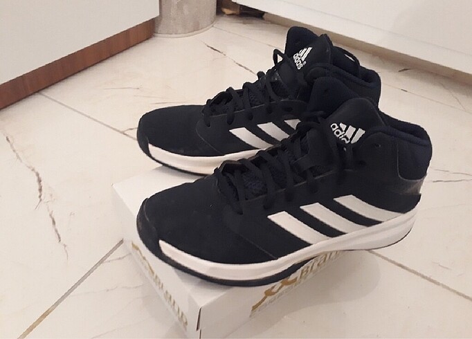 38 Beden Adidas ayakkabı