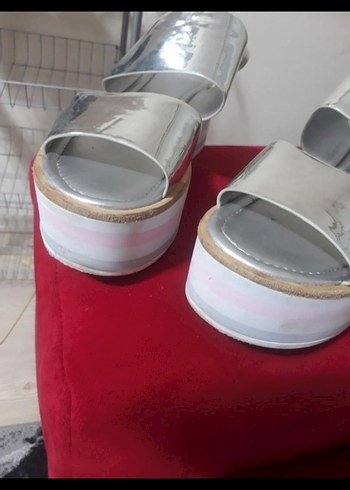 Aldo Gri Pembe Bağcıklı Dolgu Topuklu Kadın Sandalet