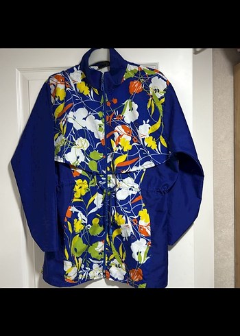 Çiçek Desenli Mavi plaj  kiyafeti - Görsel 2