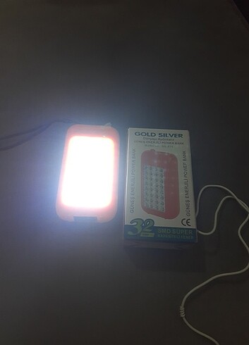 Beden Renk GÜNEŞ ENERJILI POWERBANK