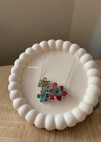 Swarovski Idyllia Kolye
