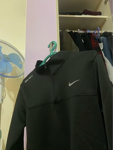 Nike Nike Yarım Fermuarlı Reflektör Sweat