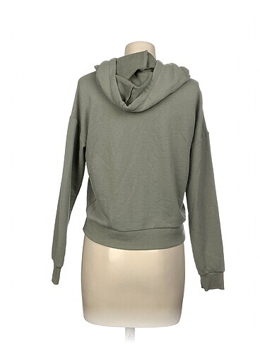 s Beden Pull and Bear Sweatshirt %70 İndirimli.