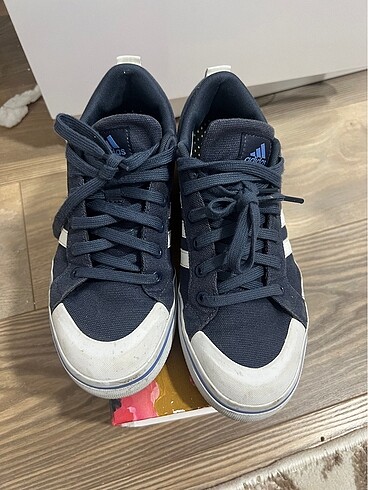 Adidas ayakkabı