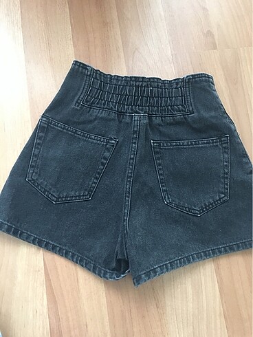 Bershka Bershka 34 beden kot şort