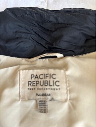 Pull and Bear Montt