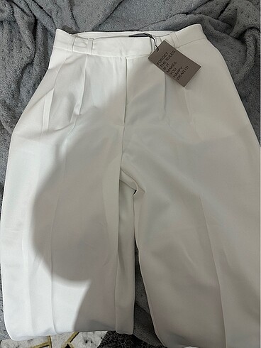 Beyaz plazzo pantolon