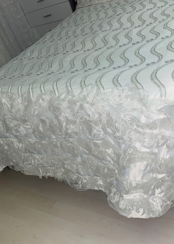 ÇİFT KİŞİLİK YATAK ÖRTÜSÜ - Görsel 3