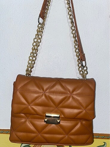 Kahverengi Topuklu Ayakkabı ve Çanta - Görsel 5