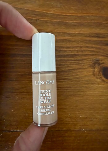 Lancôme Teint Idole Ultra Wear Kapatıcı 220