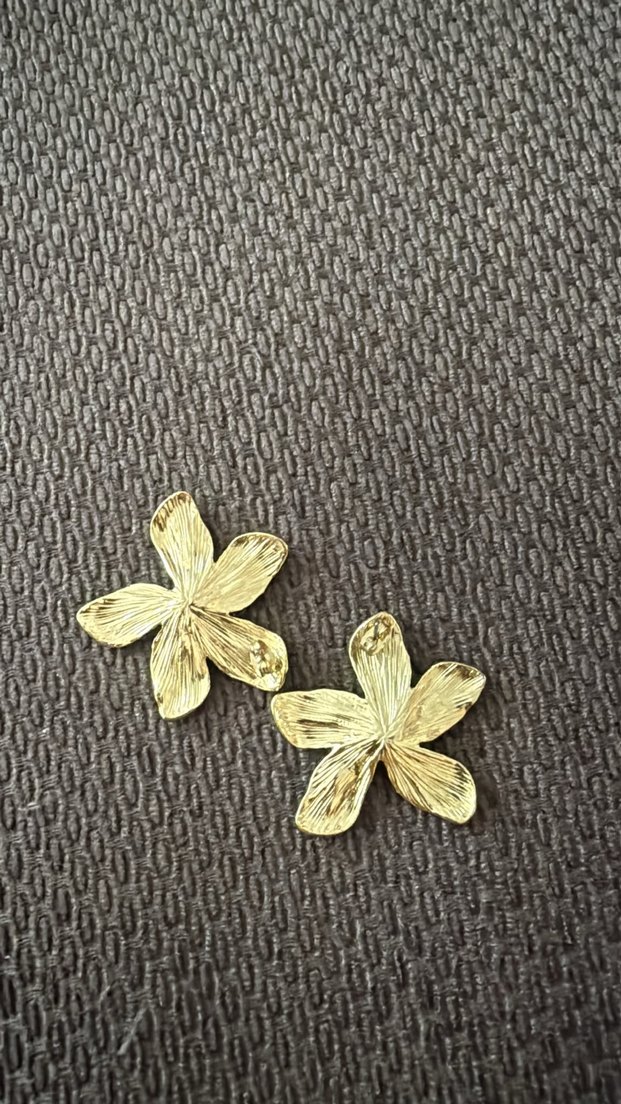 H&M Altın Çiçek Küpeler — görsel 2/2