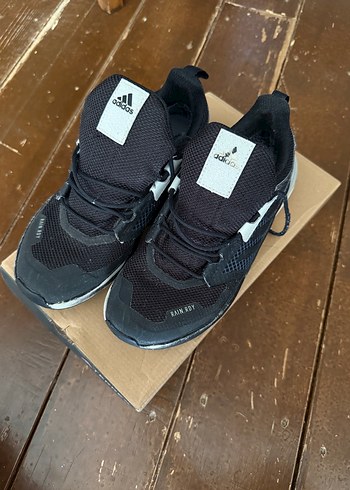 Adidas ürünü