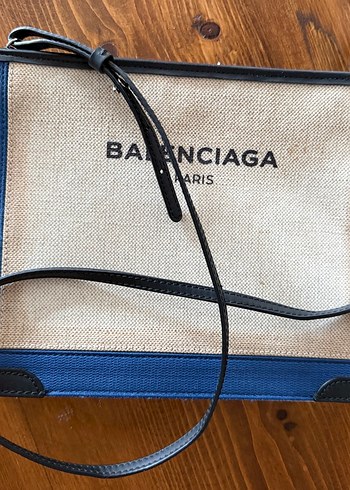 Balenciaga ürünü