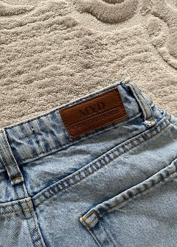 xs Beden mavi Renk Dizi Yırtık Detaylı Jean